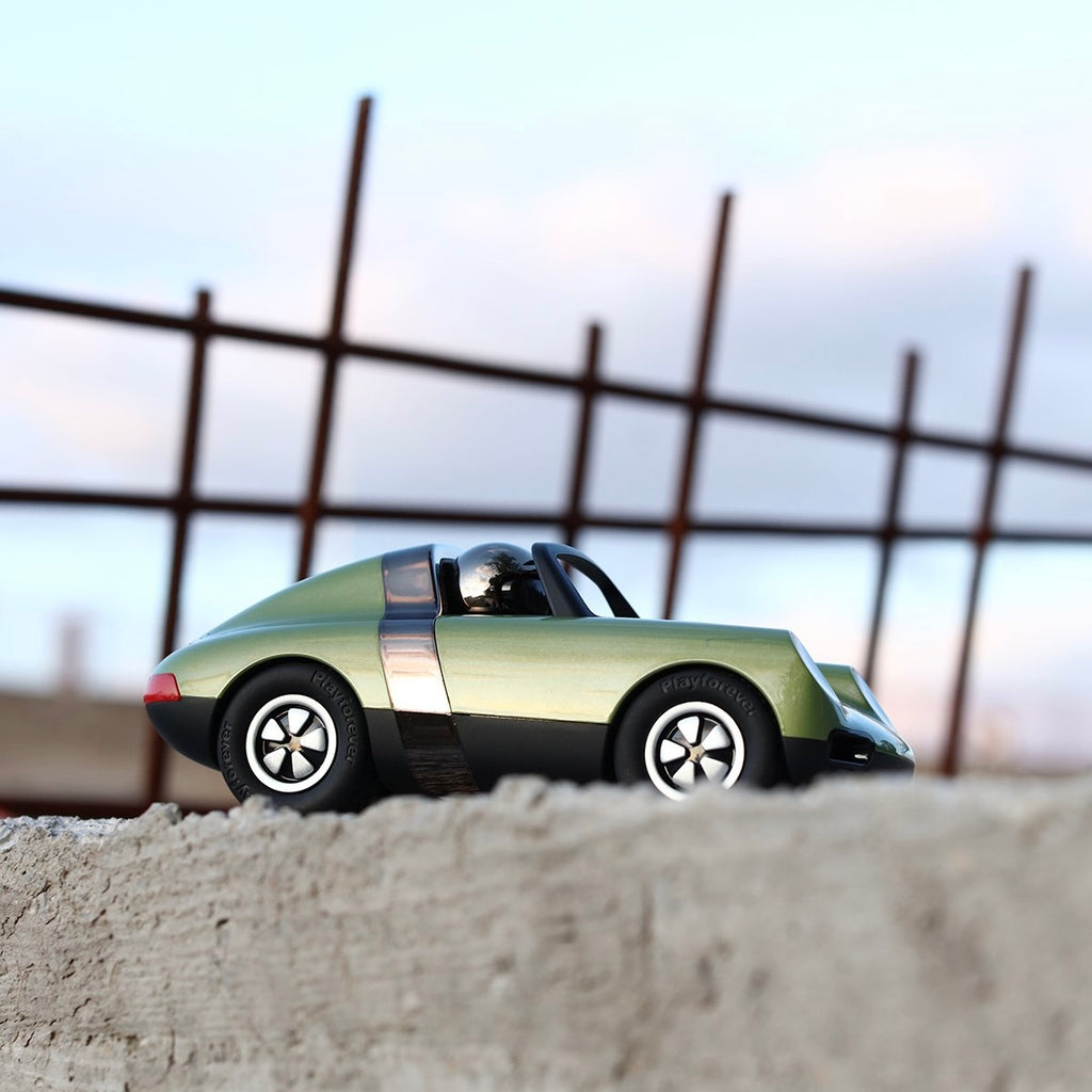 Playforever Luft Car