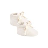 Quincy Mae Baby Booties ~ Natural