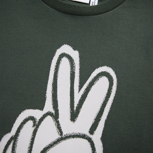 Molo Riley s/s T-shirt ~ Handy Peace